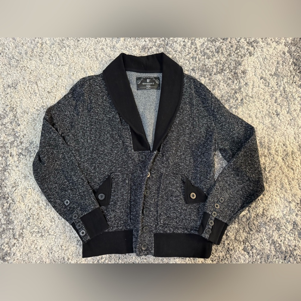 Division E, Men’s Long Sleeve Cardigan in Black and Gray, US Size: Medium